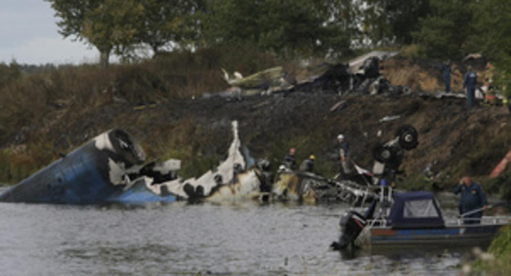 Фотогалерея: Авиакатастрофа под Ярославлем. Фоторепортаж с места трагедии