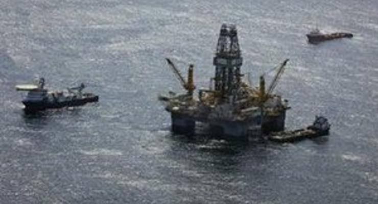 В Мексиканском заливе спасены семеро нефтяников