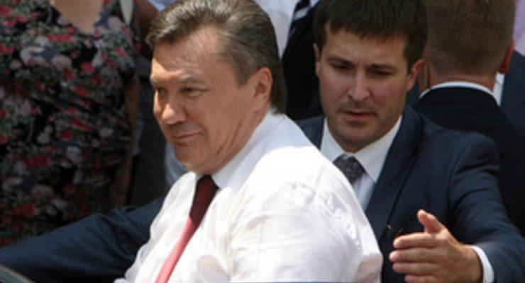 Янукович отправился в Туркменистан
