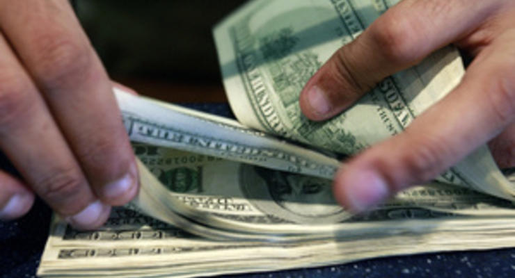 НБУ почти вдвое увеличивает дневной лимит продажи валюты в одни руки