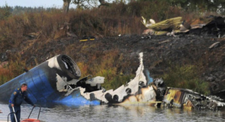 ЗМІ: Причиною катастрофи Як-42 могло стати включене стоянкове гальмо