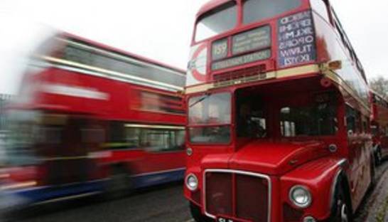 Вливание Центробанком 200 млрд фунтов ускорило рост британской экономики на 2%