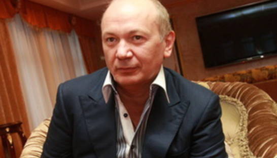 Семейный бизнес. Самый влиятельный после Януковича политик стал акционером Азовмаша