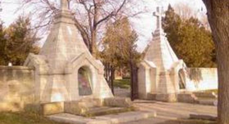 Севастополь передасть на баланс Франції цвинтар часів Кримської війни