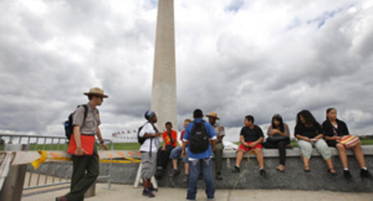 Поврежденный при землетрясении монумент Вашингтона закрыли для посетителей