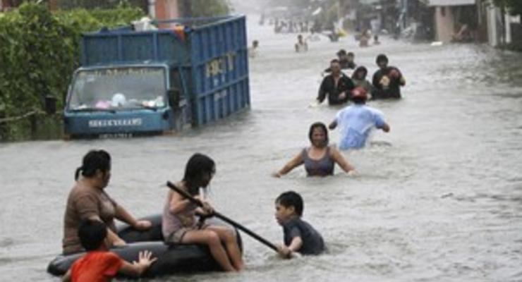 В результате тайфуна на Филиппинах погибли 16 человек