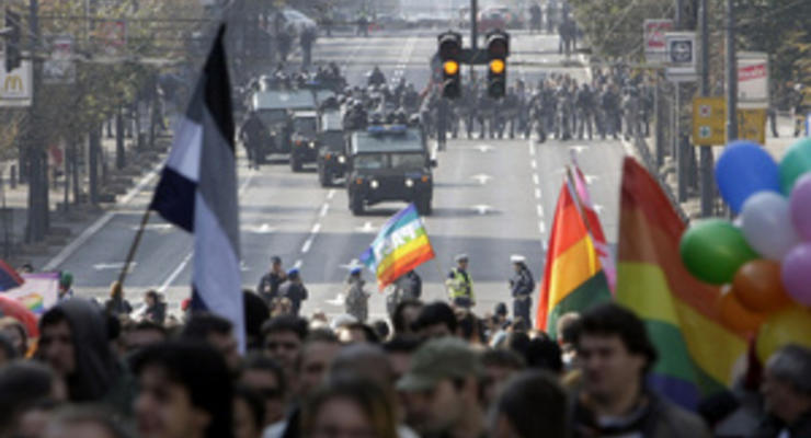 Власти Сербии запретили проведение гей-парада в Белграде