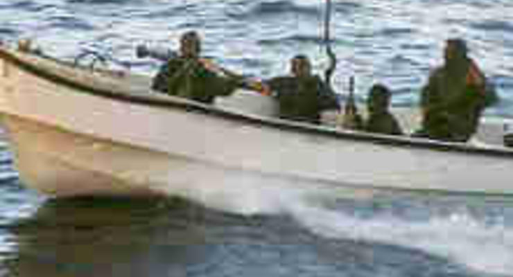 У берегов Гвинеи пираты напали на судно с украинским экипажем