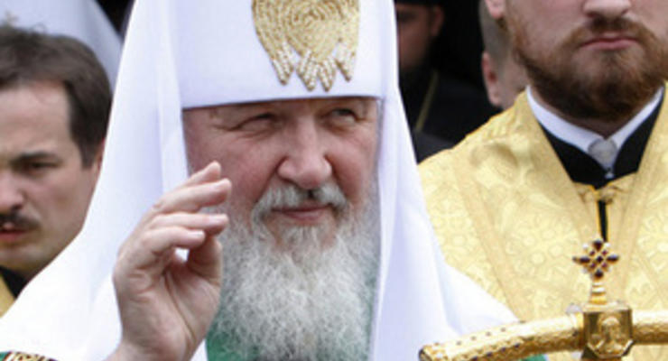 Патриарх Кирилл помолился о Януковиче и наградил Фирташа орденом Серафима Саровского