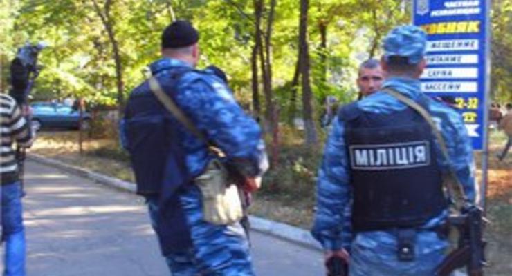 Милиция распространила данные о преступнике, которого не удалось поймать во время спецоперации в Одессе