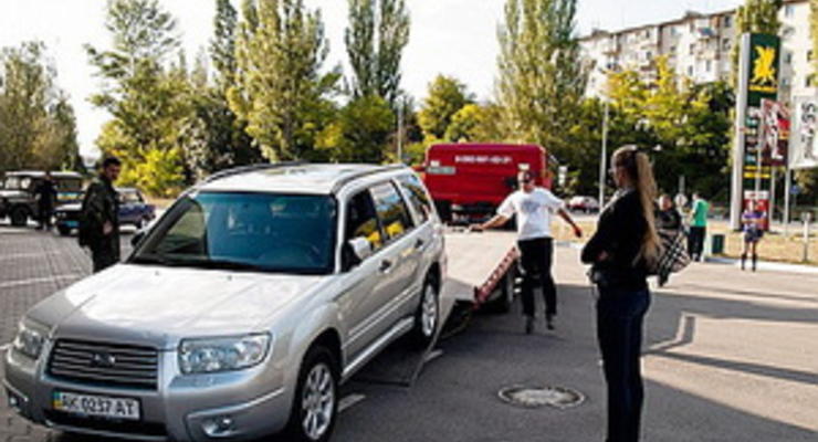 Сотрудники АЗС под Севастополем перепутали бензин с дизтопливом: поломалось 35 авто