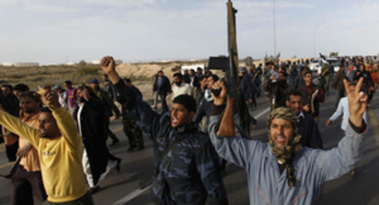 У Лівії в братській могилі знайшли тіла 60 противників Каддафі