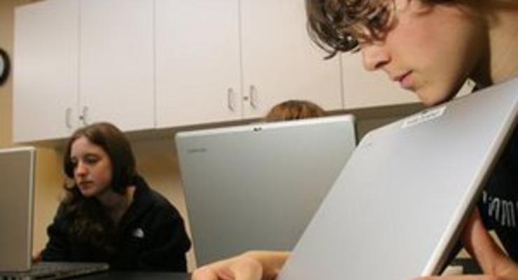 На компьютеризацию библиотек в киевских школах планируют потратить 5 млн грн