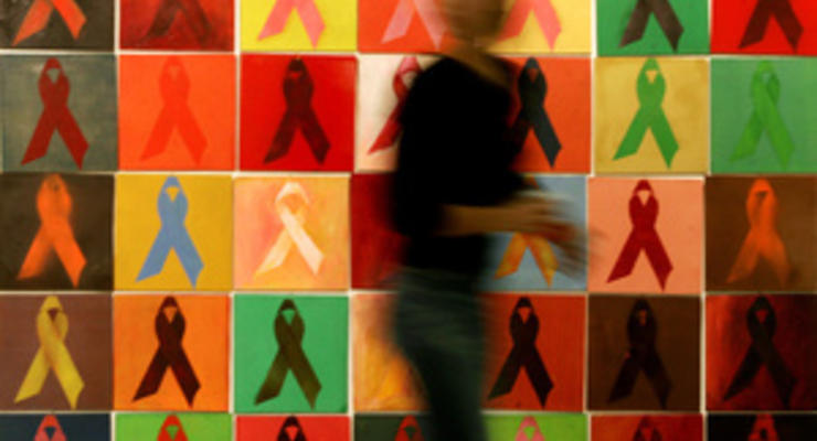Британца заподозрили в умышленном заражении нескольких сотен женщин ВИЧ-инфекцией