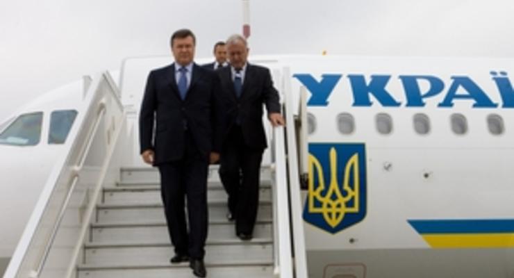 Самолет Януковича зацепился за трап и получил повреждения