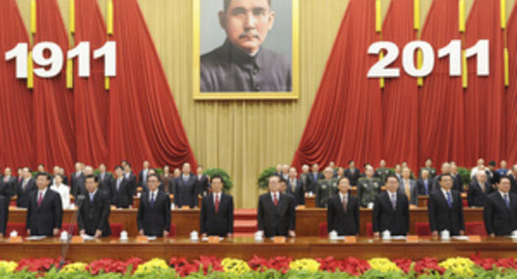 Экс-председатель КНР Цзян Цзэминь впервые появился на публике после слухов о его смерти
