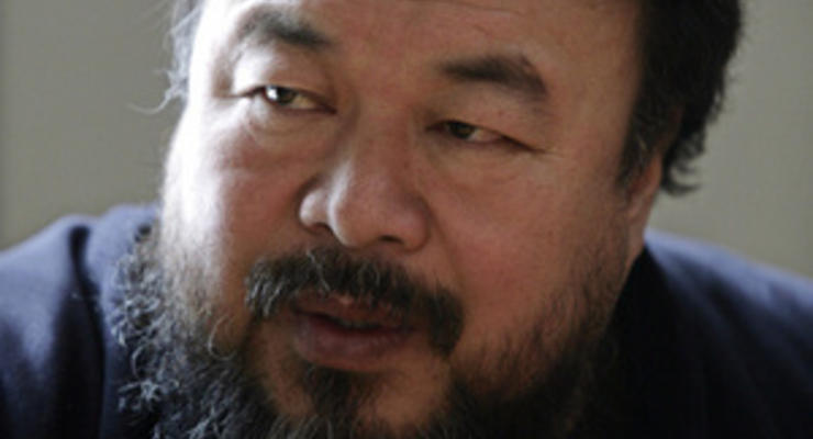 Китайские власти раскритиковали ArtReview за то, что он назвал Ай Вэйвэя самым влиятельным человека в мире искусства