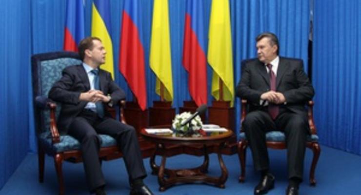 Янукович и Медведев обсудили погранконтроль в поездах и прямые авиарейсы между регионами