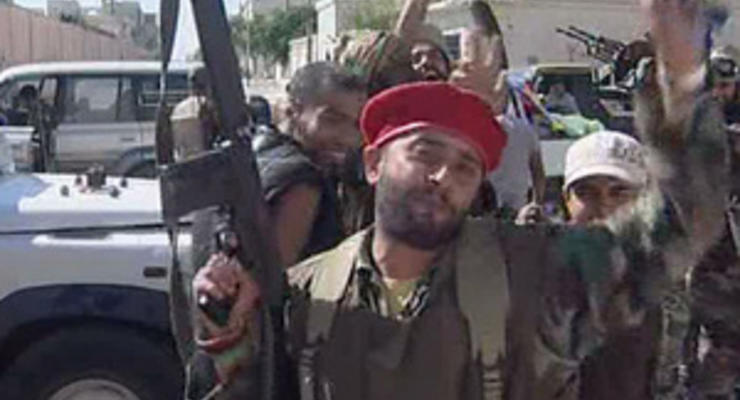 Аль-Джазира показала видео, подтверждающее гибель экс-главы Минобороны Ливии
