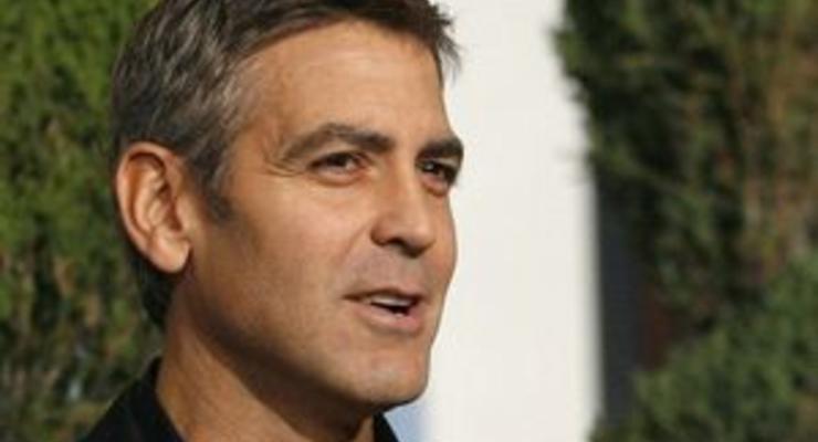 Джордж Клуни снялся в рекламе автомобиля