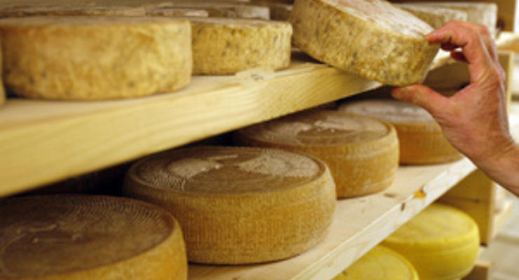 Сыр признали самым любимым продуктом магазинных воров