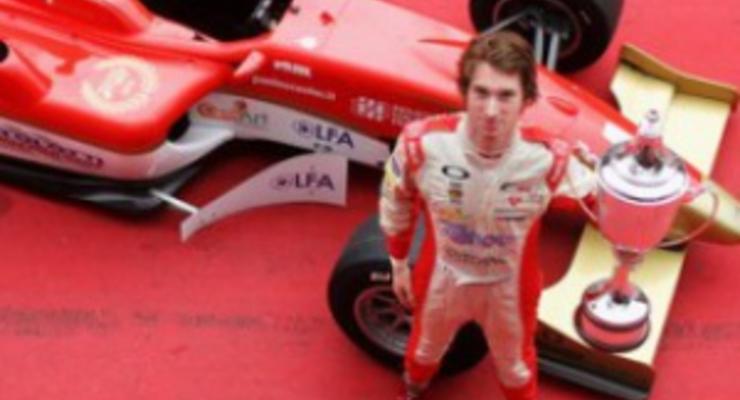 Чемпион Формулы-2 посвятил победу погибшим гонщикам Уэлдону и Симончелли