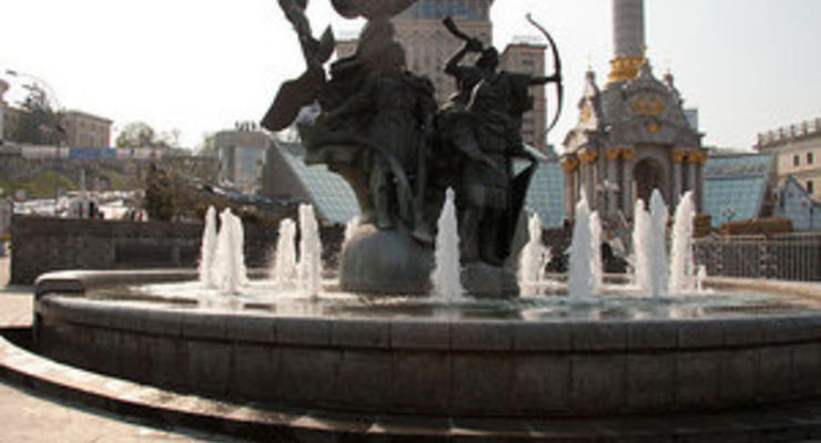 На Майдане Незалежности в связи с подготовкой к зиме демонтированы фонтаны