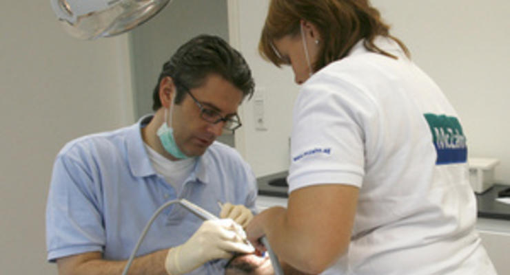 Исследование: Чистка зубов снижает риск развития сердечных заболеваний