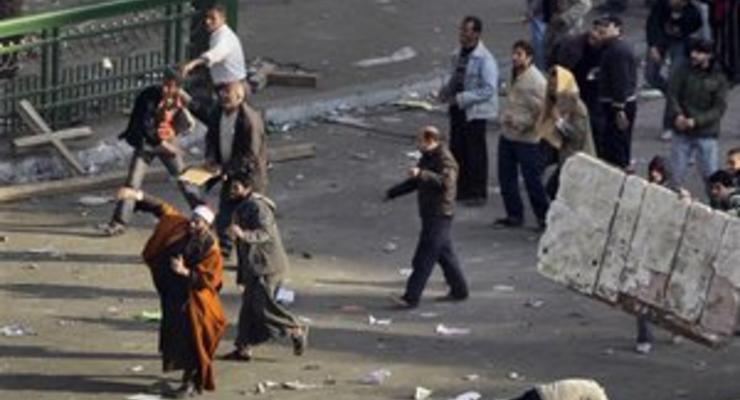 Полиция применила резиновые пули для разгона демонстрантов в Каире