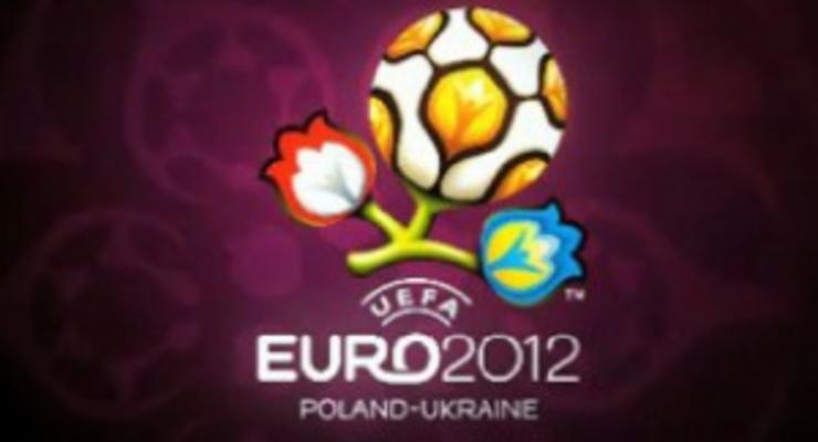 В Севастополе изготовили самое большое панно из суши в виде логотипа Евро-2012
