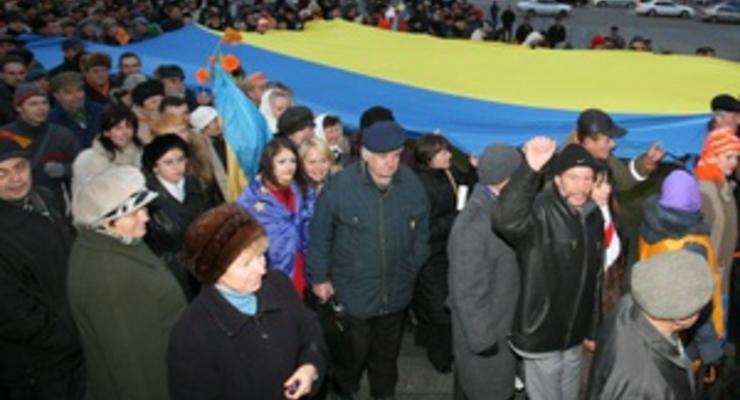 Ряд организаций намерены завтра вопреки решению суда выйти на Майдан
