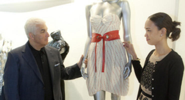 Платье Эми Уайнхаус ушло с молотка за 50,5 тысяч евро