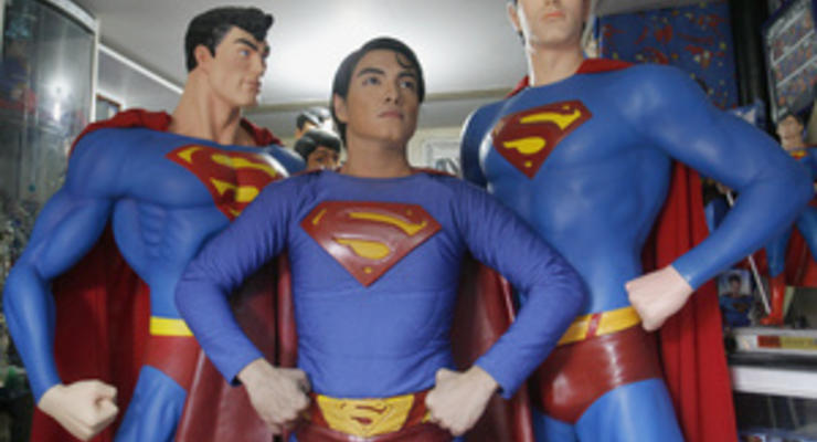 Фотогалерея: Я – Супермен. Филиппинец перенес четыре операции, чтобы стать похожим на супергероя