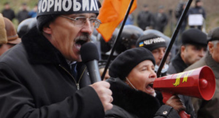 Корреспондент: Фундамент треснул. Восток Украины стремительно превращается в противника власти