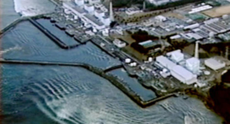 Япония собирается сбросить в океан десятки тысяч тонн радиоактивной воды