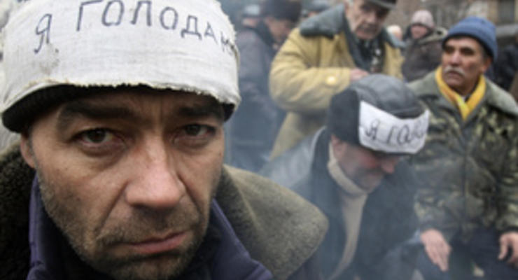 Донецким чернобыльцам предлагают прекратить протесты взамен на компенсацию пенсий - источник