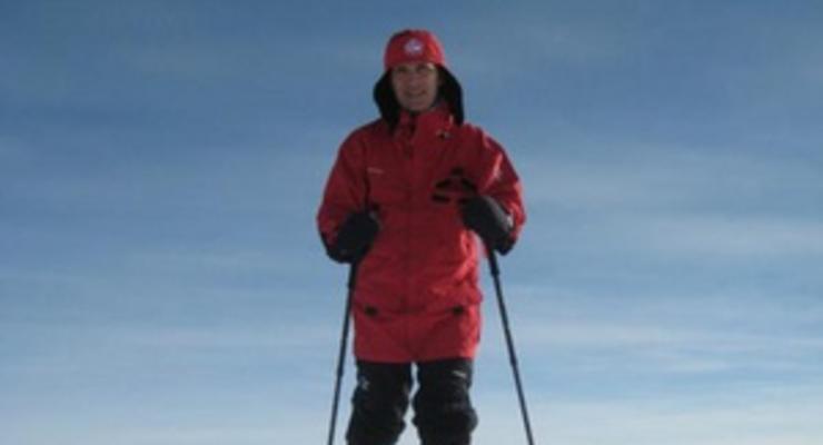 Премьер Норвегии отметил годовщину подвига Амундсена катанием на лыжах на Южном полюсе