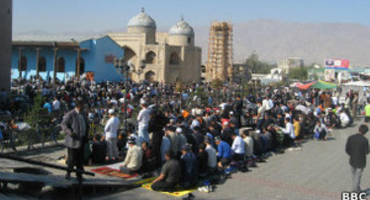 В Таджикистане верующие арестованы за крики "Аллах Акбар"