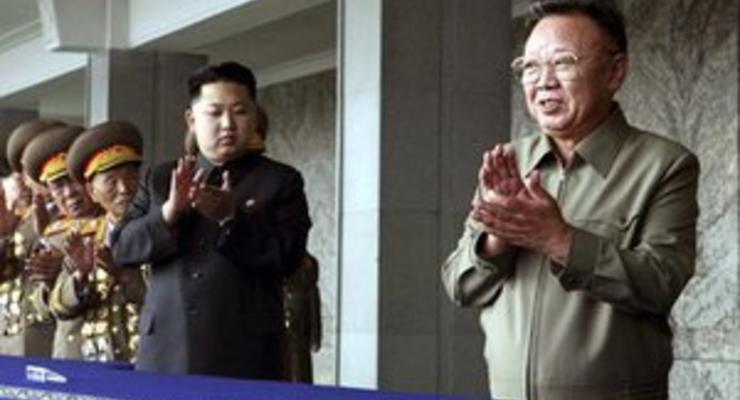 Власти КНДР пообещали продолжать дело чучхе после смерти Ким Чен Ира