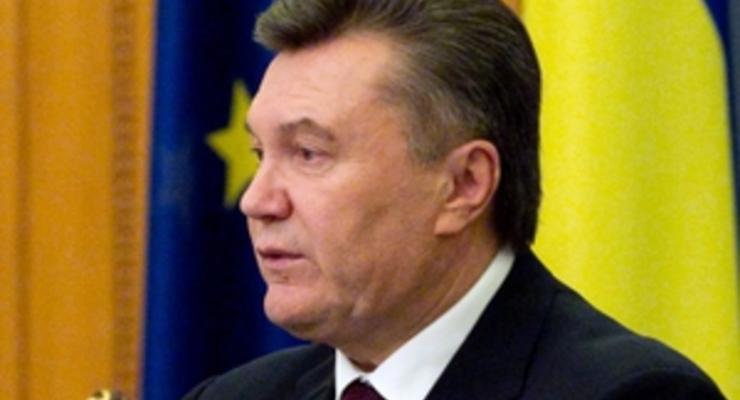 Янукович завтра поедет в Россию на заседание глав государств СНГ