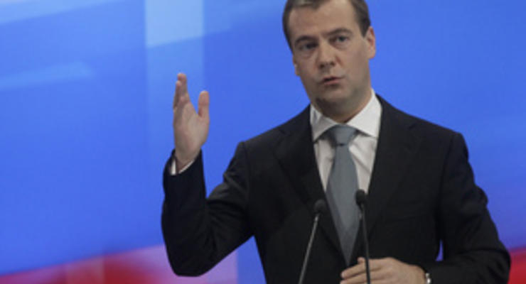 Медведев предложил вернуть прямые выборы губернаторов