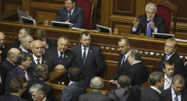 Украинские депутаты будут получать законопроекты по электронной почте