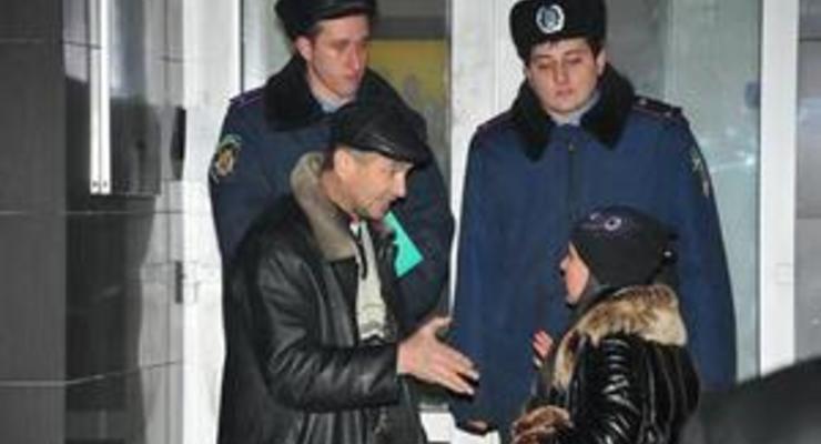 СМИ: В Донецке задержали подозреваемого в нападении на Приватбанк