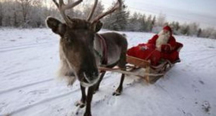 Организаторы визита Деда Мороза в Латвию заплатят штраф из-за русского языка