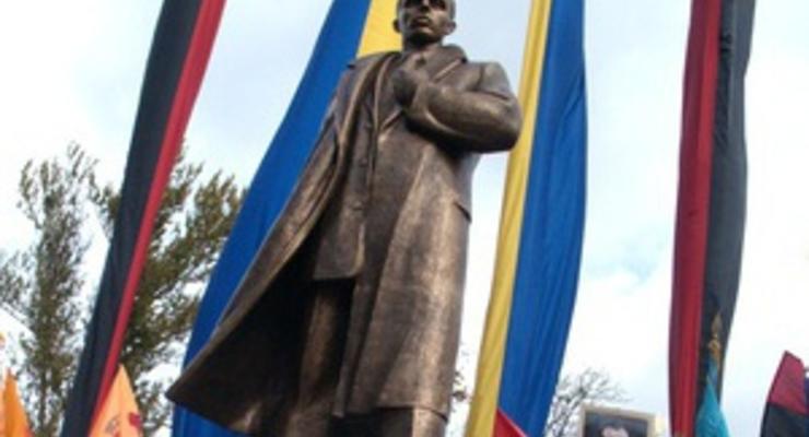 В Киеве и во Львове сегодня отметят 103-ю годовщину со дня рождения Степана Бандеры