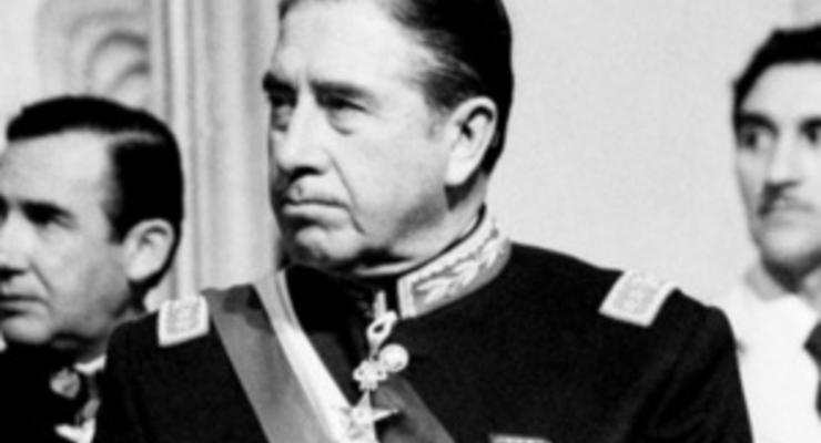 Власти Чили решили не называть Пиночета диктатором