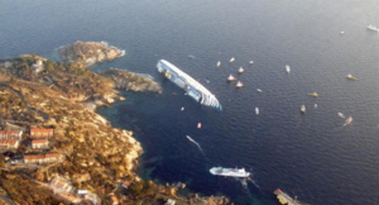 С затонувшего в Италии Costa Concordia спасены южнокорейские молодожены