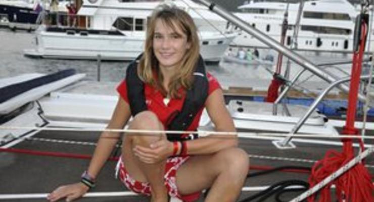 16-летняя жительница Нидерландов в одиночку совершила кругосветку на яхте