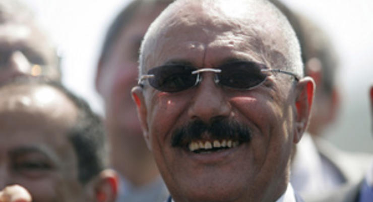 Экс-президент Йемена Али Абдулла Салех покинул страну