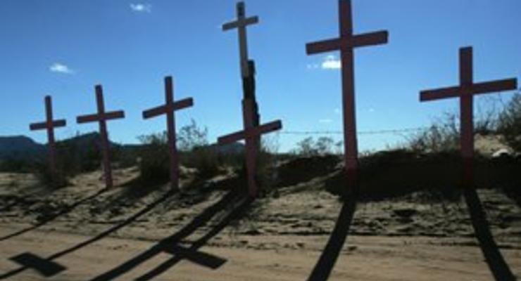 В Сумской области пенсионер обогревал дом украденными с кладбища крестами